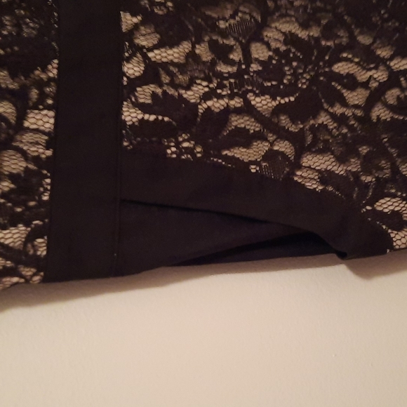 Jumpsuit - Picture 3 of 4